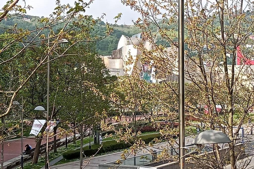 Apartamento Guggenheim Centrico Y Confortable Bilbao Exteriör bild