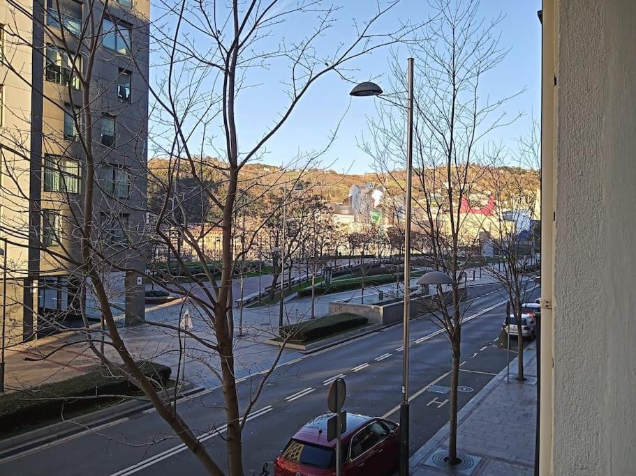 Apartamento Guggenheim Centrico Y Confortable Bilbao Exteriör bild